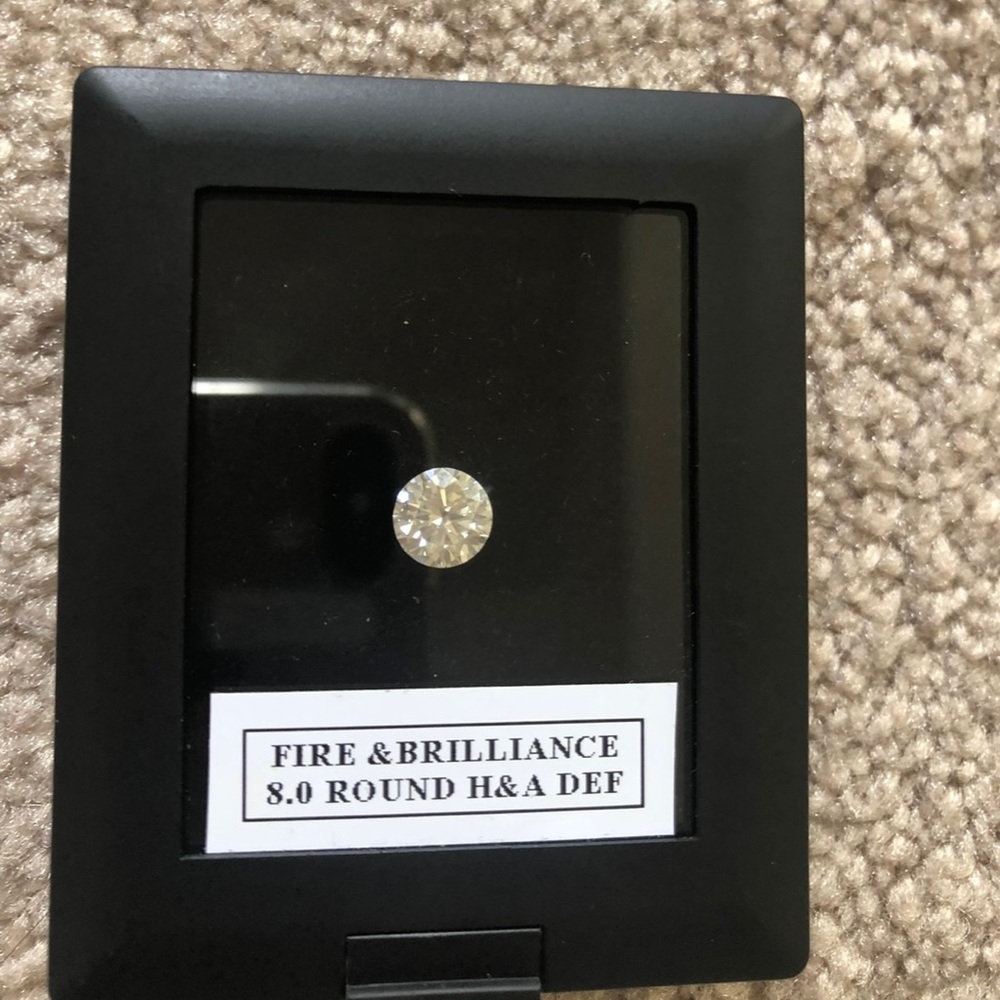 2 carat round Fire&Brilliance moissanite loose stone.